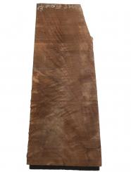 Nussbaum Holz Pyramide Maser geriegelt 47x15-17cm x 37-40mm 