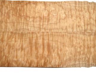 Muschel Ahorn Furnier Quilted Maple 67x12-13cm 2 Blätter 