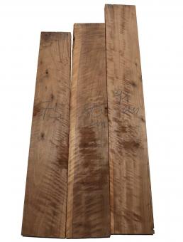 Nussbaum Riegel Holz Tonholz curly 75x13,5cm x 24mm 