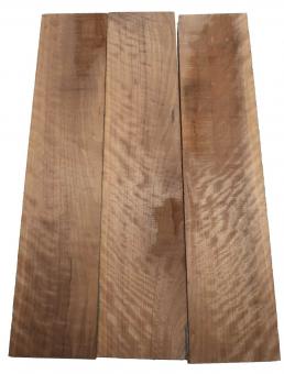 1x Nussbaum Riegel Holz Tonholz curly 81x17,5cm x 24mm 