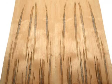 Ahorn Ambrosia Maple Furnier wild 132x14-16cm 7 Blätter 