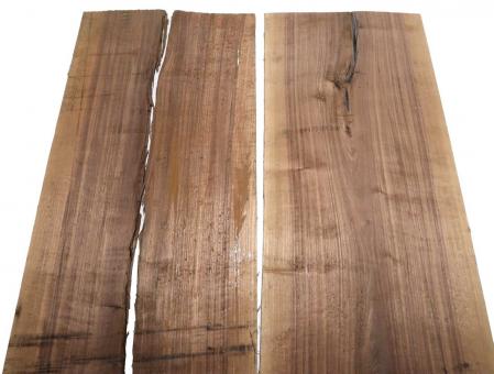 3x Nussbaumholz Brettchen Sägefurnier 85x18-36cm x 7-9mm #P4 